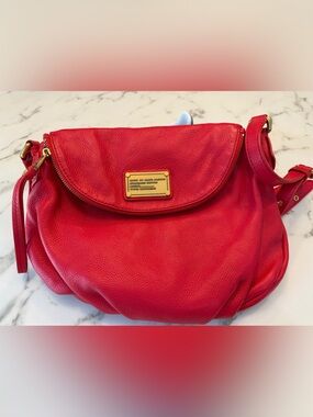 NWOT: Marc by Marc Jacobs Vibrant Red Pebbled Leather Natasha Crossbody bag